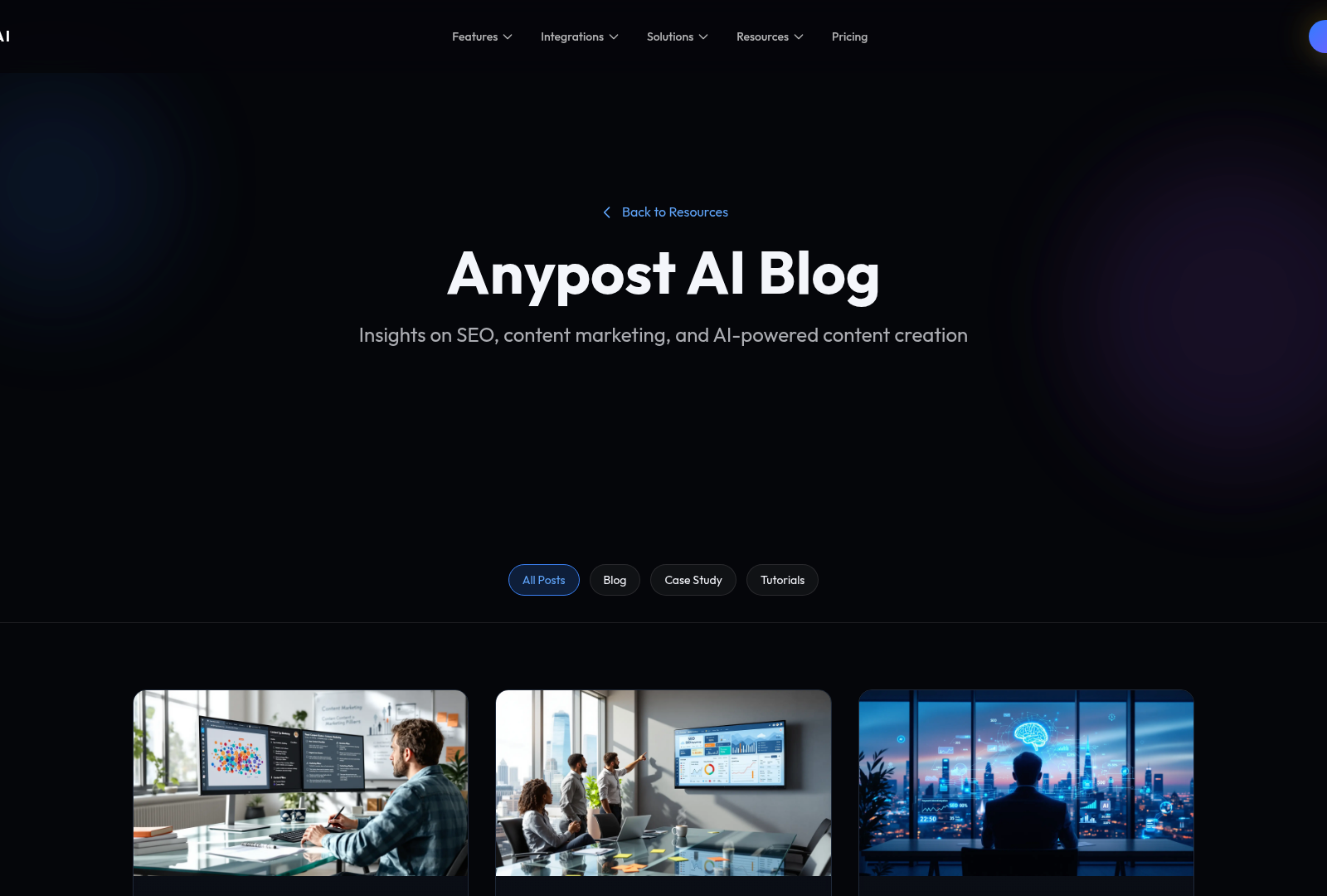 Screenshot: Blog page listing resources on content repurposing and multichannel distribution, reflecting AnyPost’s educational content strategy.