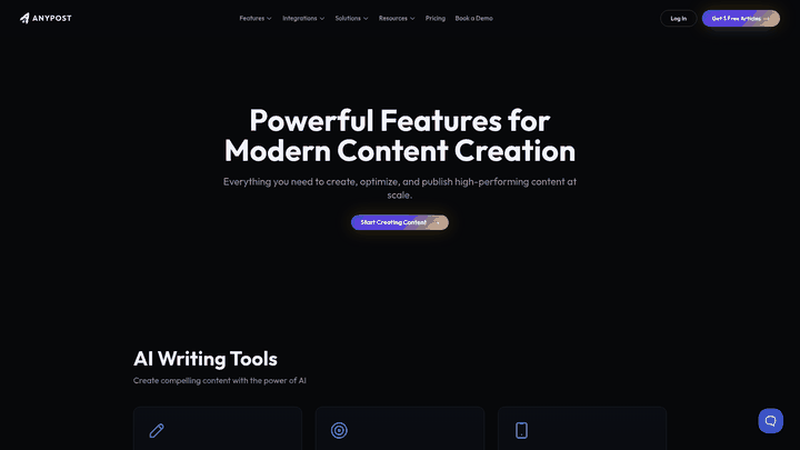 Screenshot: Features page section on Smart Linking and automated content generation