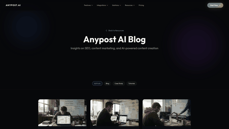 Screenshot: Blog hub listing tutorials and guides on content planning and format selection.