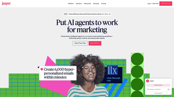 Screenshot: Jasper homepage showing AI‑writer interface and feature overview